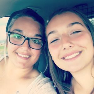 Meet your Posher, Teren